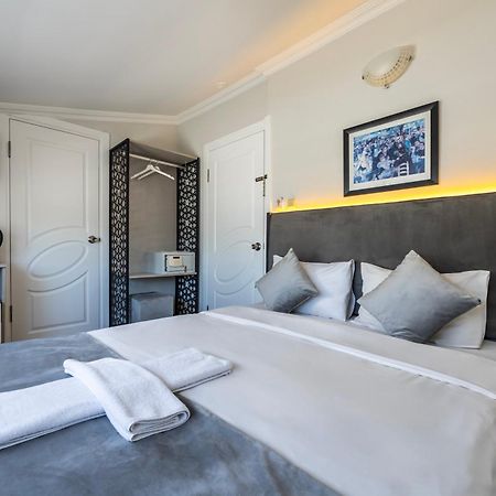 Taksim Trust Hotel Istanbul Exteriör bild