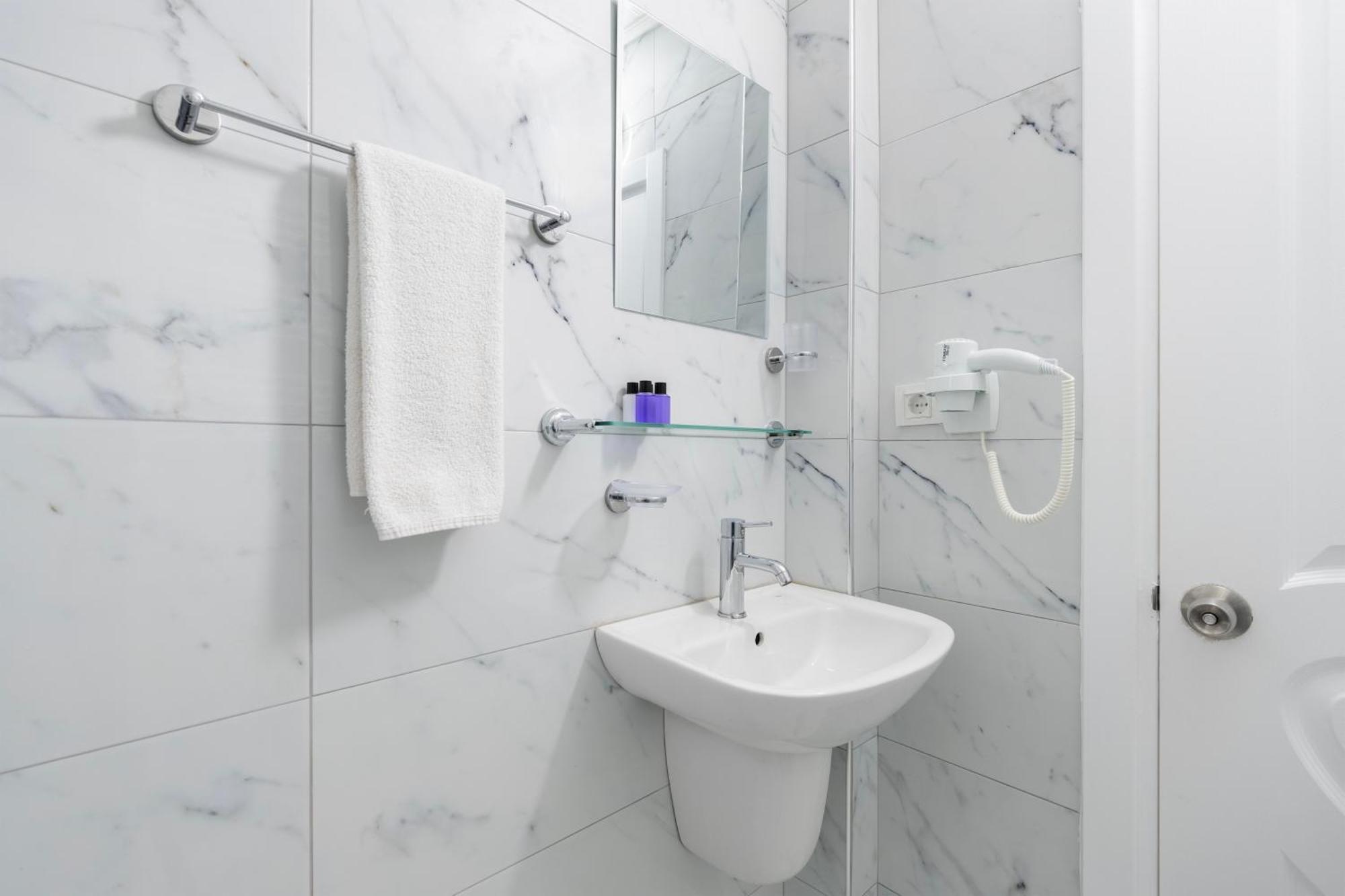 Taksim Trust Hotel Istanbul Exteriör bild